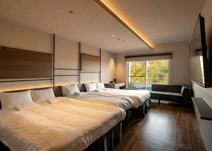 Hotel Ten To Ten